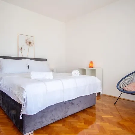 Nyaraló Ljubljeni